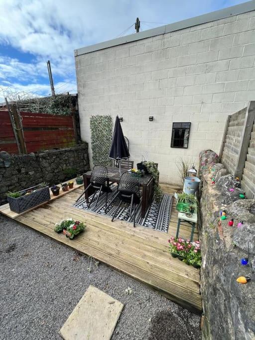 Just The Splott! Sleeps 6, 8 Mins To Stadium. Cardiff Exterior foto