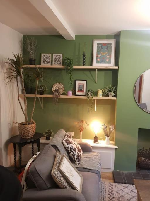Just The Splott! Sleeps 6, 8 Mins To Stadium. Cardiff Exterior foto
