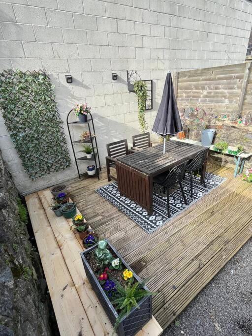 Just The Splott! Sleeps 6, 8 Mins To Stadium. Cardiff Exterior foto